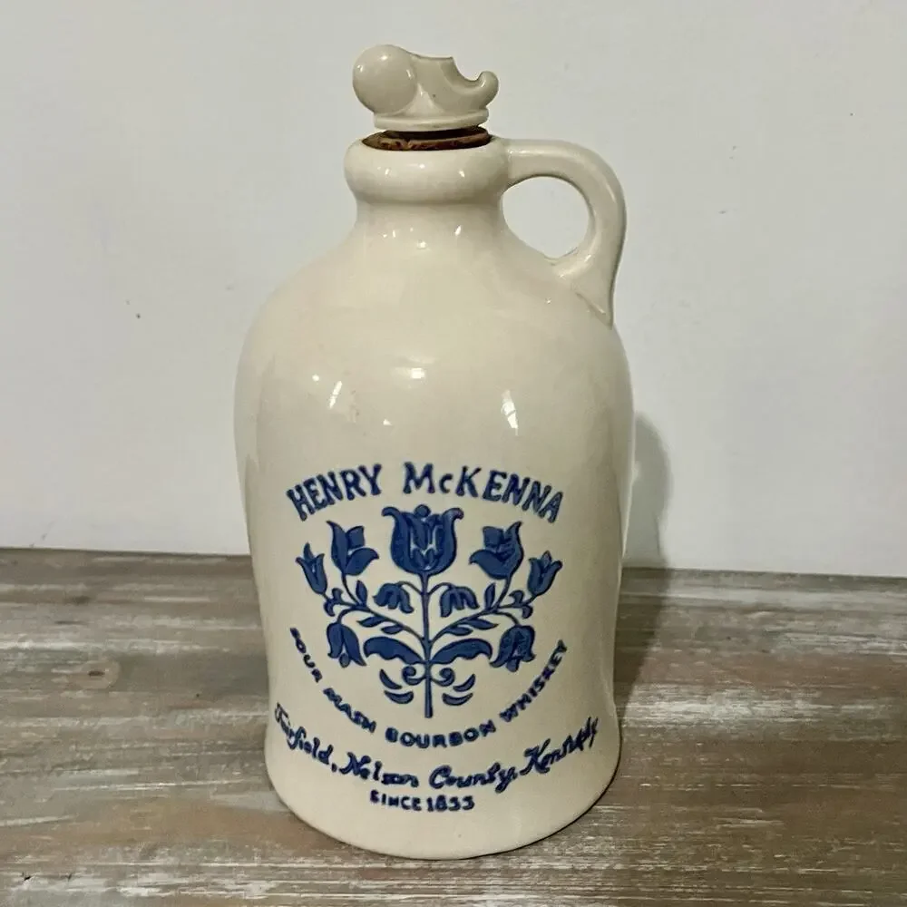 Vintage Henry McKenna Sour Mash Bourbon Beige Ceramic Jug Liquor Bottle w/ Cork